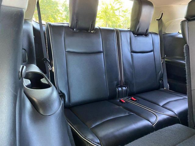 Photo of 2017 Blue INFINITI QX60