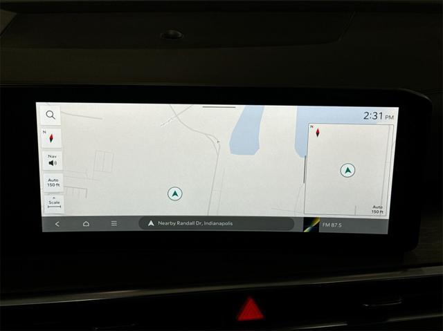 Photo of 2025 Glacial White Pearl Kia Sorento
