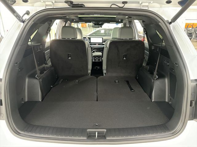 Photo of 2025 Glacial White Pearl Kia Sorento