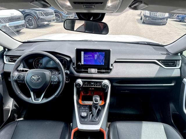 Photo of 2023 Ice Cap Toyota RAV4