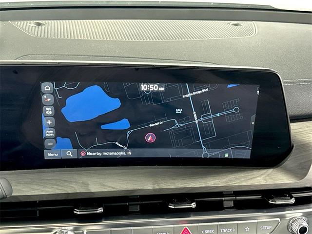 Photo of 2023 Glacial White Pearl Kia Telluride