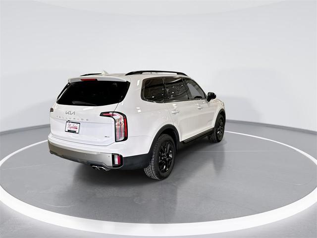 Photo of 2023 Glacial White Pearl Kia Telluride