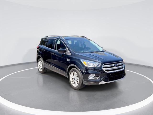 Photo of 2018 Shadow Black Ford Escape