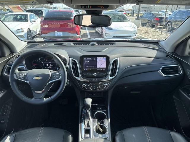 Photo of 2024 Mosaic Black Metallic Chevrolet Equinox