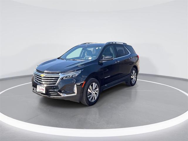 Photo of 2024 Mosaic Black Metallic Chevrolet Equinox
