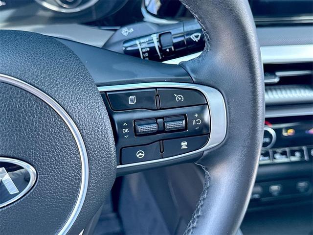 Photo of 2021 Wolf Gray Kia K5