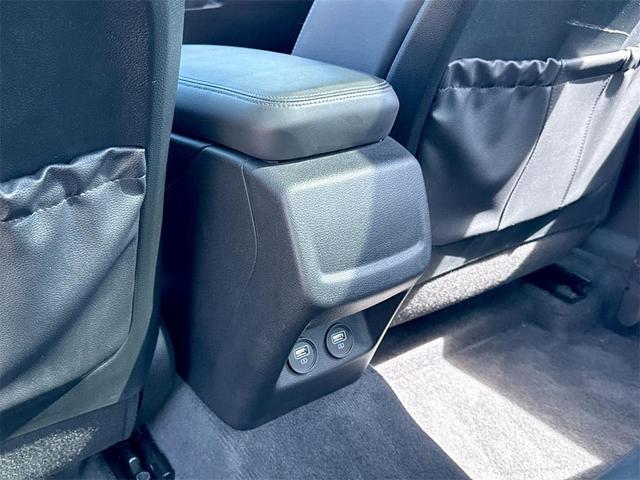 Photo of 2021 Wolf Gray Kia K5