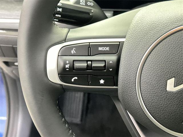 Photo of 2025 Yacht Blue Kia K5