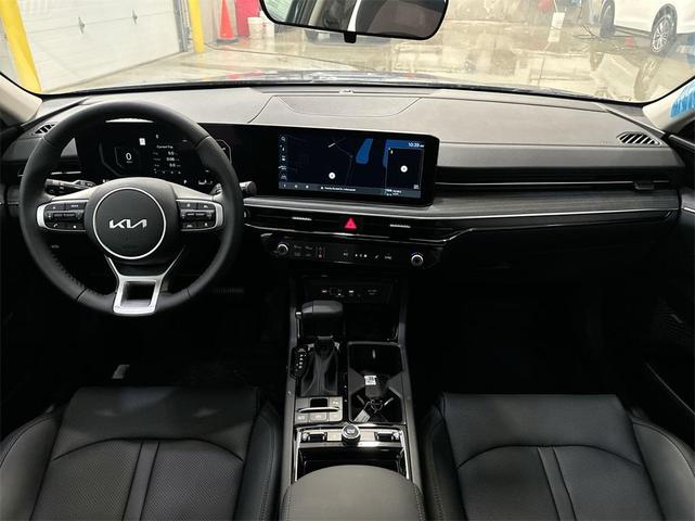 Photo of 2025 Yacht Blue Kia K5