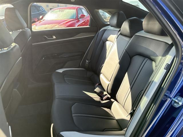 Photo of 2025 Yacht Blue Kia K5