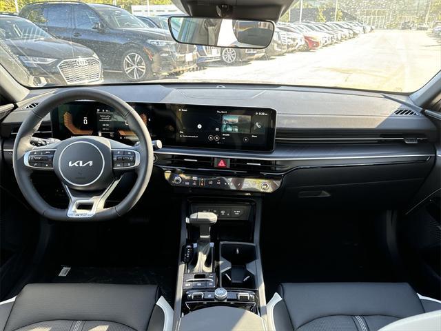 Photo of 2025 Yacht Blue Kia K5