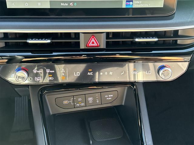 Photo of 2025 Yacht Blue Kia K5