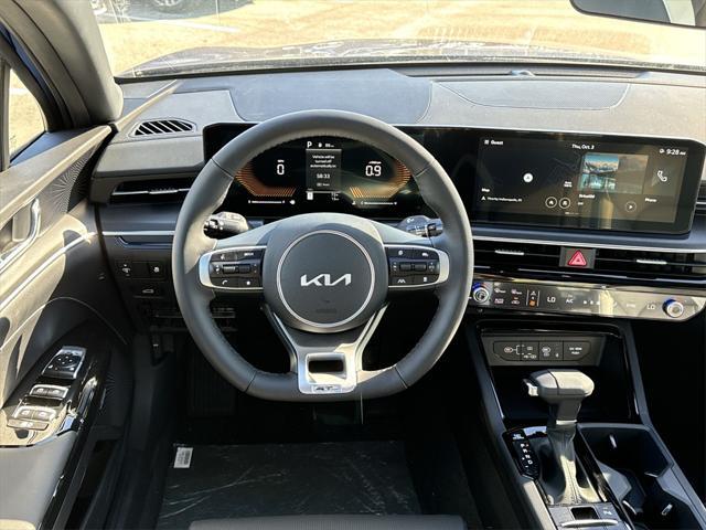 Photo of 2025 Yacht Blue Kia K5