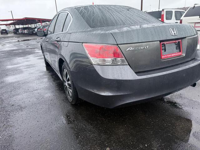 Photo of 2009 GRAY Honda Accord