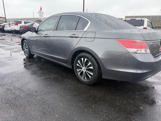 Photo of 2009 GRAY Honda Accord