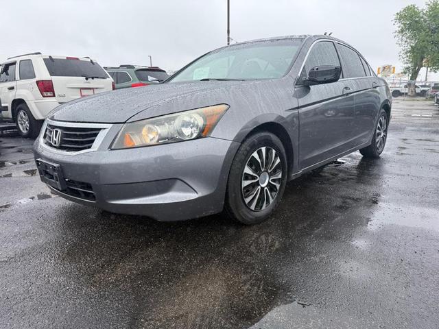 Photo of 2009 GRAY Honda Accord