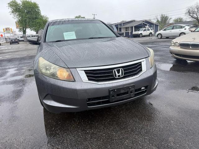 Photo of 2009 GRAY Honda Accord