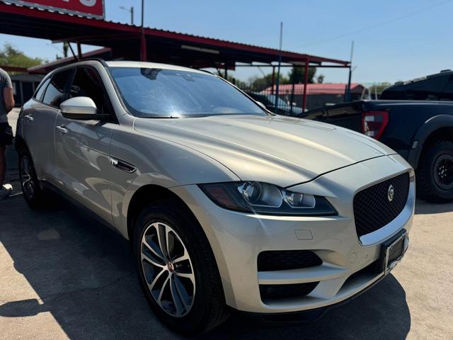 Photo of 2017 TAN Jaguar F-PACE