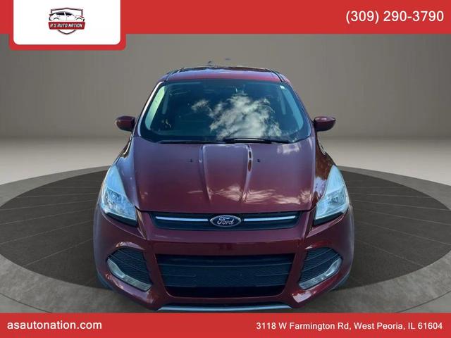 Photo of 2014 Red Ford Escape