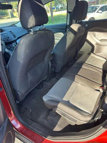 Photo of 2014 Red Ford Escape