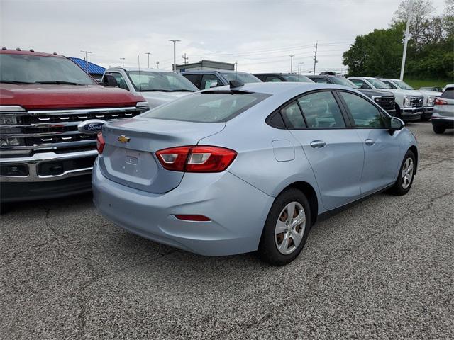 Photo of 2018 Arctic Blue Metallic Chevrolet Cruze