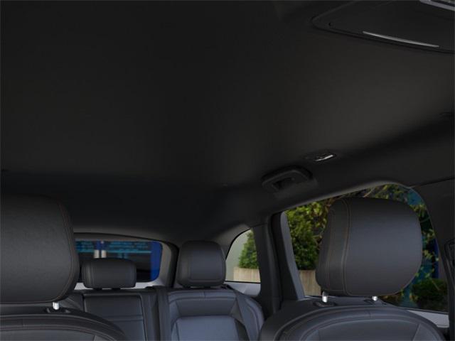 Photo of 2025 Infinite Black Metallic Clearcoat Lincoln Nautilus