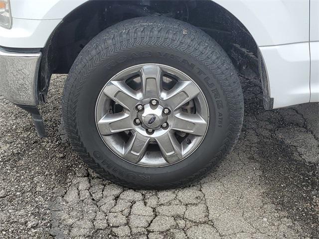Photo of 2020 Oxford White Ford F-150
