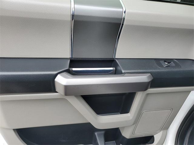 Photo of 2020 Oxford White Ford F-150