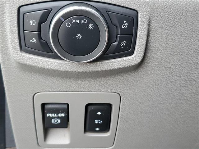 Photo of 2020 Oxford White Ford F-150
