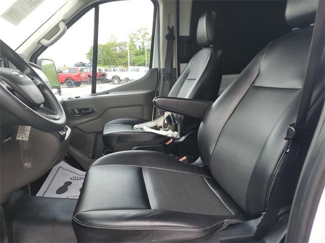 Photo of 2023 Oxford White Ford Transit-250
