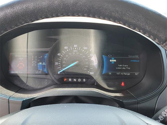 Photo of 2022 Silver Metallic Ford Edge