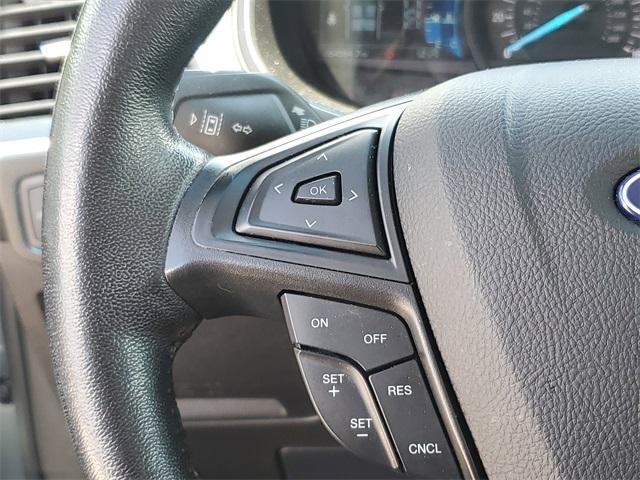 Photo of 2022 Silver Metallic Ford Edge