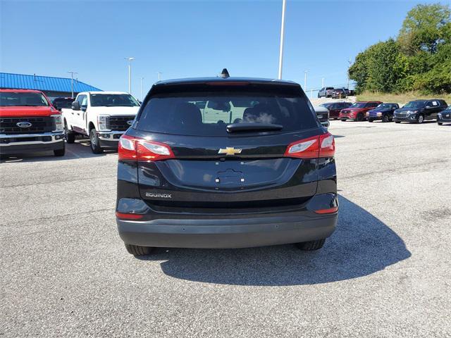 Photo of 2020 Mosaic Black Metallic Chevrolet Equinox