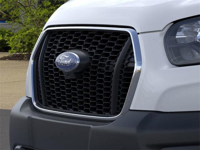 Photo of 2025 Oxford White Ford Transit-350