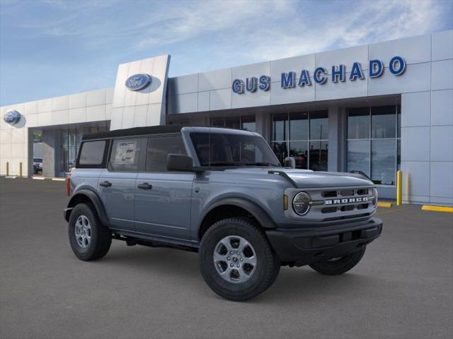 Photo of 2025 Azure Gray Metallic Tri-Coat Ford Bronco