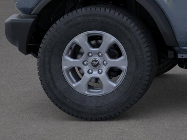 Photo of 2025 Azure Gray Metallic Tri-Coat Ford Bronco