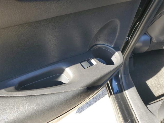 Photo of 2022 Silver Toyota Corolla Cross
