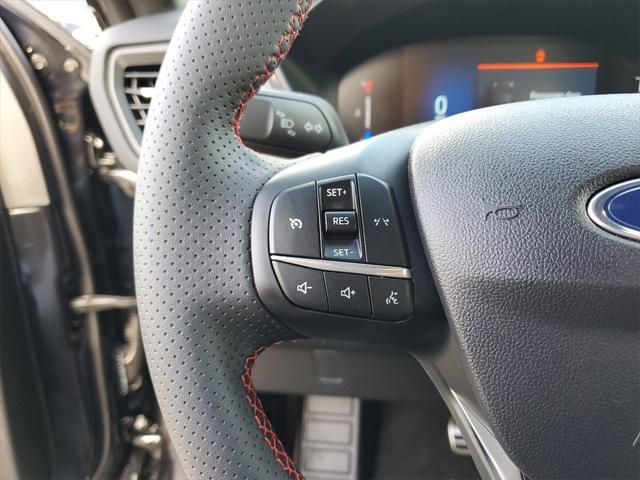 Photo of 2024 Black Metallic Ford Escape