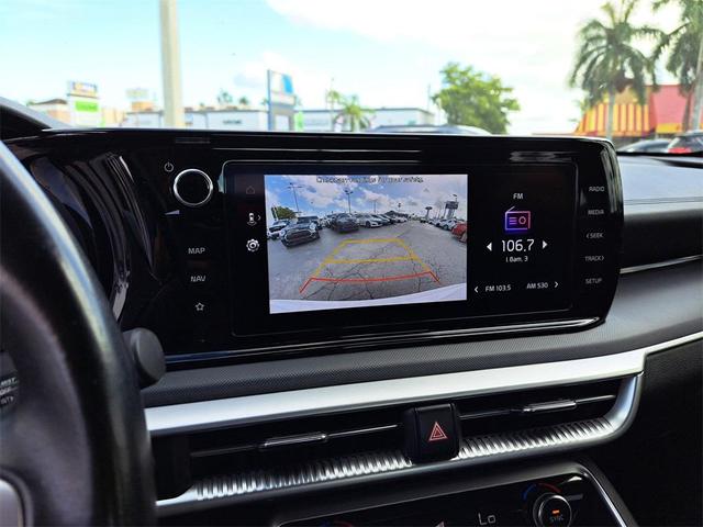 Photo of 2022 Glacial White Pearl Kia K5
