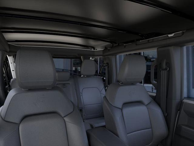 Photo of 2025 Oxford White Ford Bronco