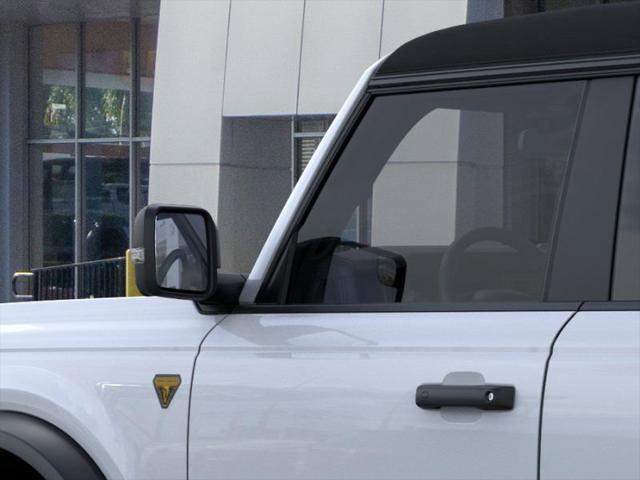 Photo of 2025 Oxford White Ford Bronco