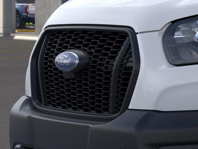 Photo of 2025 Oxford White Ford Transit-350