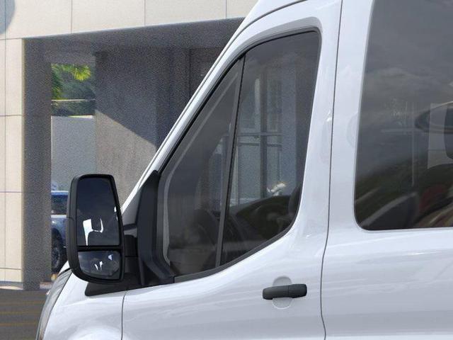 Photo of 2025 Oxford White Ford Transit-350