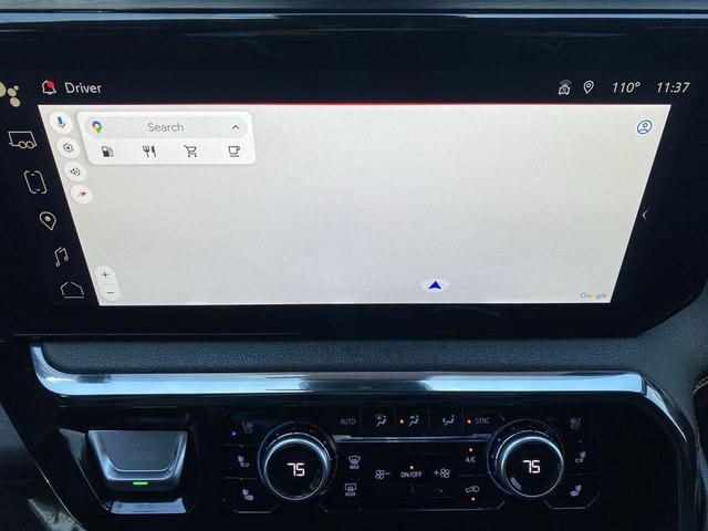 Photo of 2023 Summit White GMC Sierra 1500