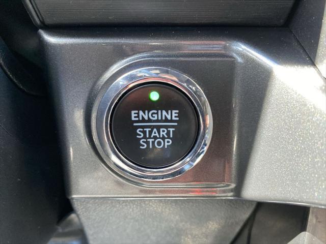 Photo of 2022 Oxford White Ford F-150