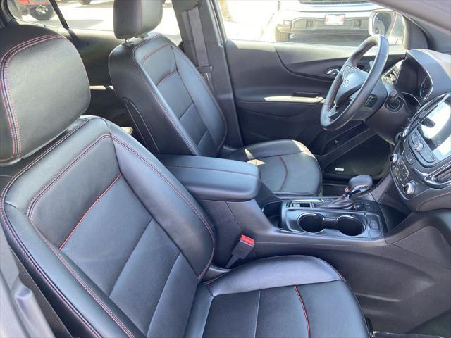 Photo of 2023 Summit White Chevrolet Equinox