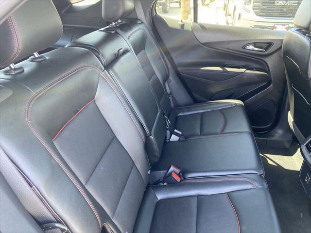 Photo of 2023 Summit White Chevrolet Equinox