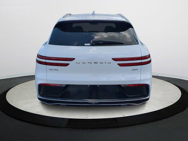 Photo of 2026 Uyuni White Genesis GV70