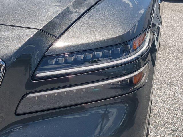Photo of 2025 Makalu Gray Genesis GV80