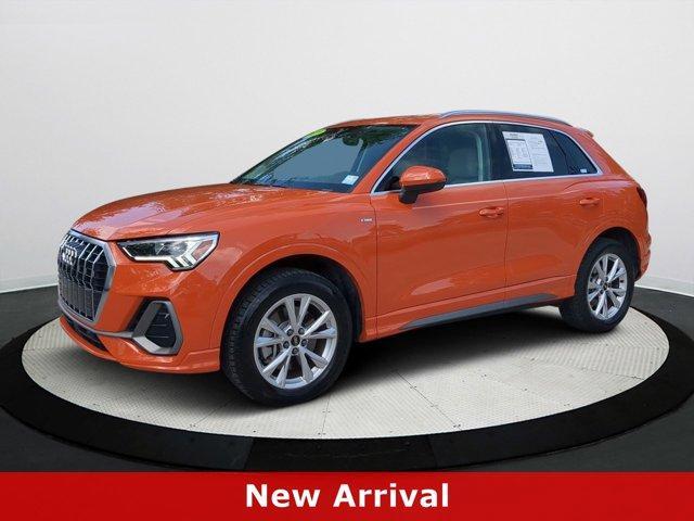 2022 Audi Q3